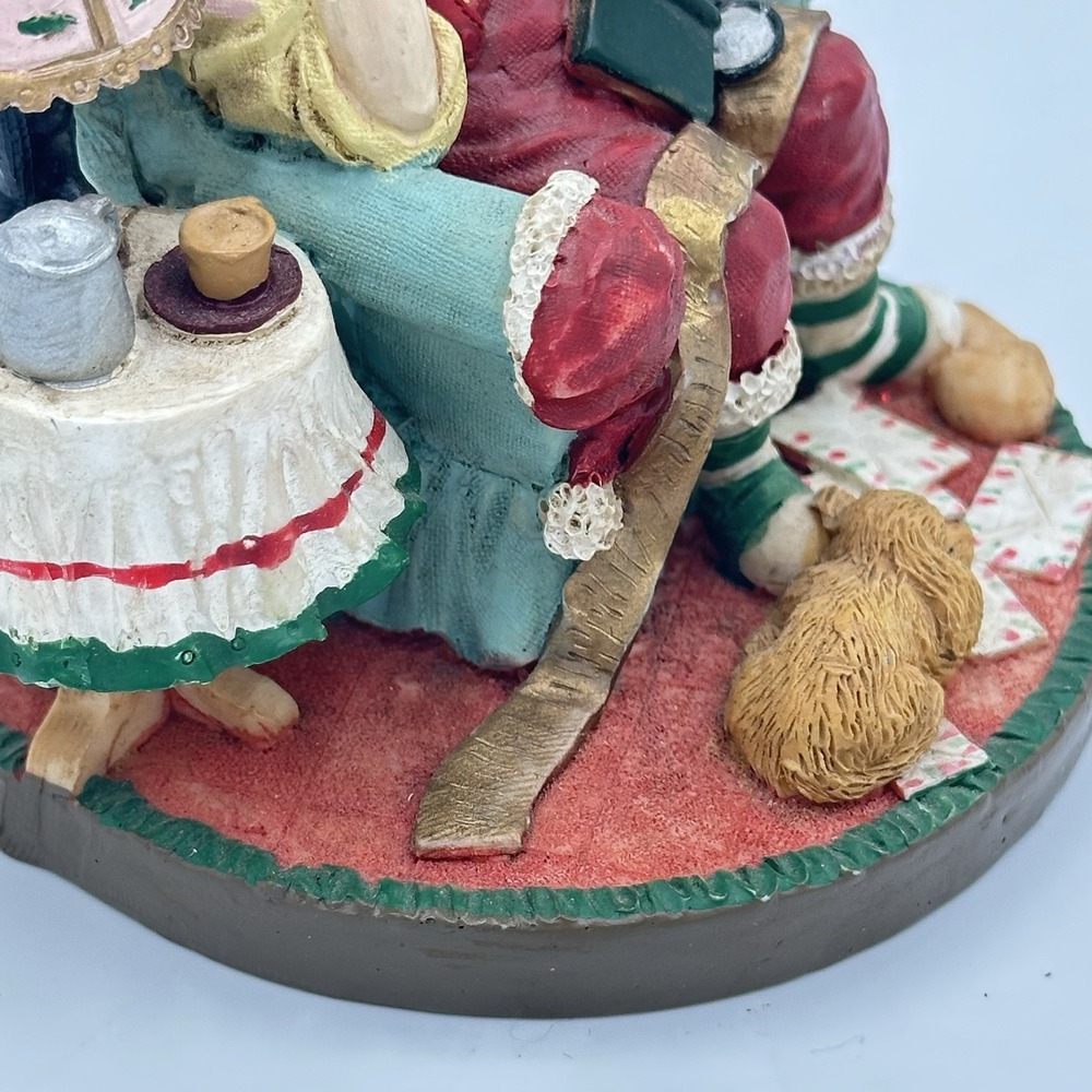 Vtg 1992 Santa's Best Classic Collectables Resin Figurine Santa Sleeping Cat Dog - Picture 7 of 9